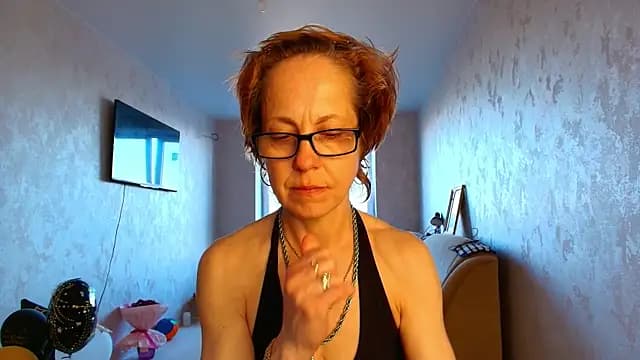 LioraWeiss live cam
