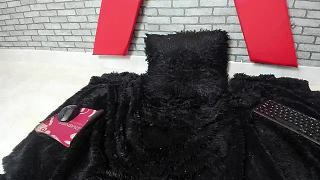 hillary_bigbutt live cam