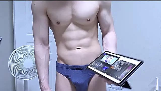 koreanboy2341 live cam