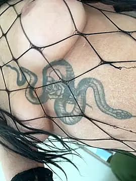 CoralsnakeX live cam