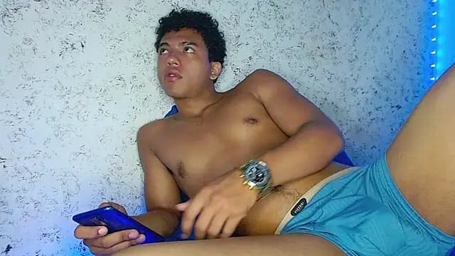 tonydesire_ live cam