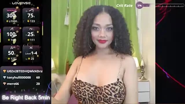curly_tops69 live cam on Stripchat