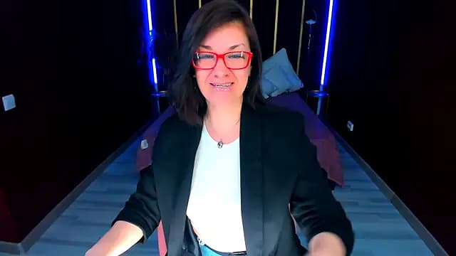 AnaMills live cam