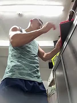 Paul22cm live cam
