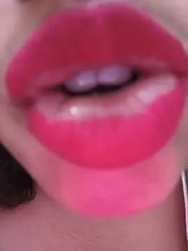 Cute-Simmi69 live cam