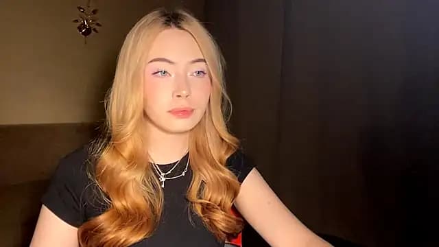 JacquiKelder live cam on Stripchat