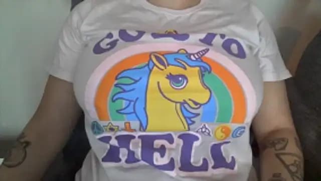 xxxluana live cam