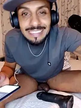 WOXXCWB live cam