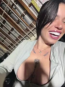 Rafaellaz live cam