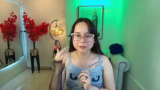 Shady_bug live cam