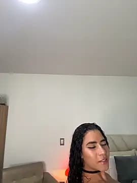 ZaraReyes live cam
