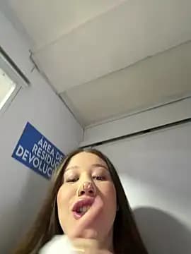 roouse live cam