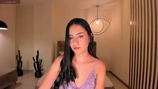 LucieMartin live cam