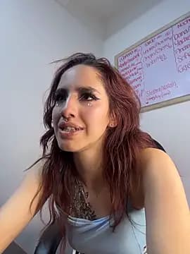 elodie_rouge live cam