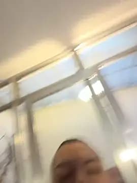 AlphaMasterXxx live cam