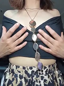 Dama_Scarlata18 live cam