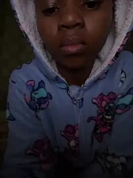 NaughtyShawdy live cam