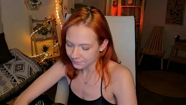 LisaAris live cam