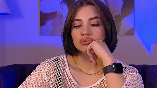 AdrianaToress live cam