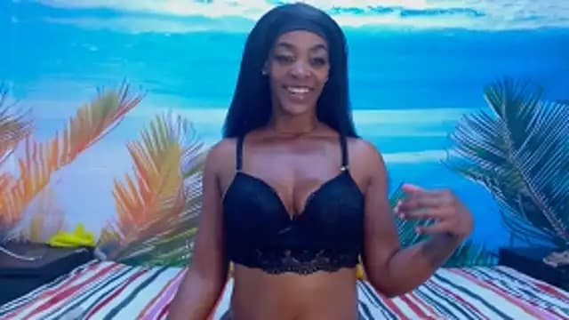 SweetSinAura live cam