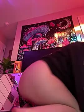 Cutiepiespanks live cam