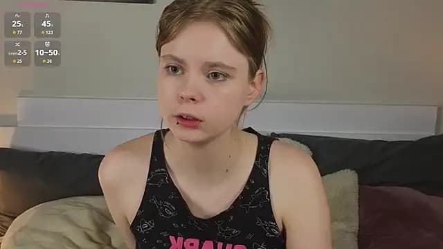 JulietteRain live cam