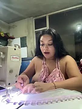 Indira_Nahali1 live cam