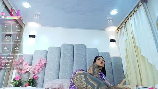 juliane_sweer1 live cam