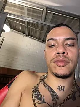 AlphaMasterXxx live cam