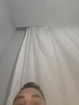 Alikrcm37 live cam