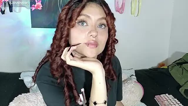 theiamoon live cam on Stripchat