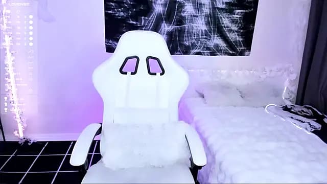 lyric4 live cam