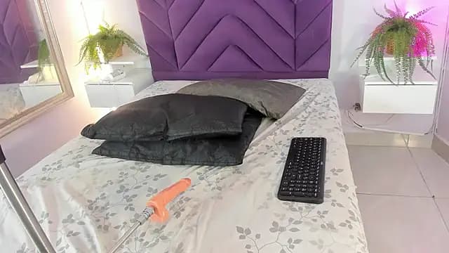 Aprilberri live cam