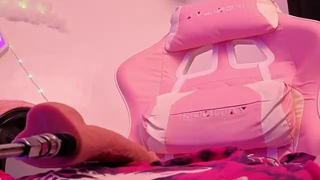 25sweetlilbunny live cam on Stripchat