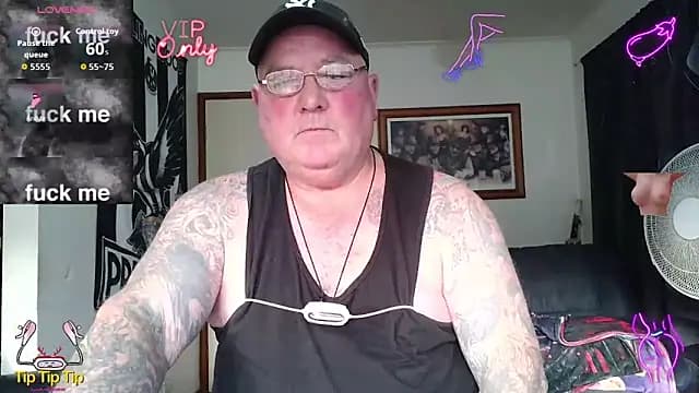 KINKYBLUEYES69 live cam