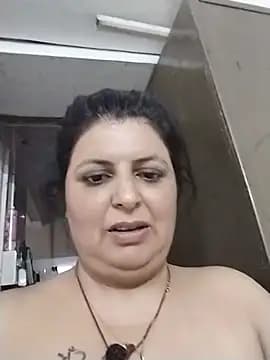 Jann_Riya333 live cam