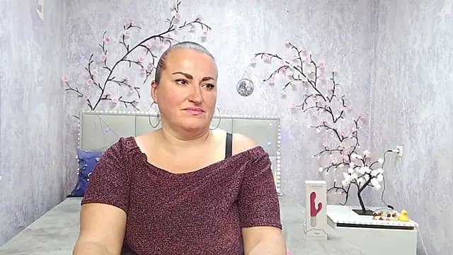 DianaMGG live cam