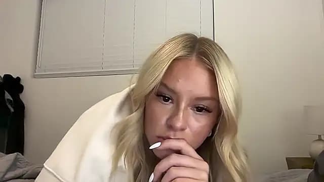 kenziesmithh live cam