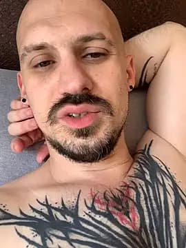 AssHunter4k live cam