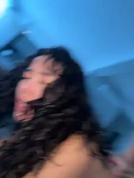 Elettra06 live cam