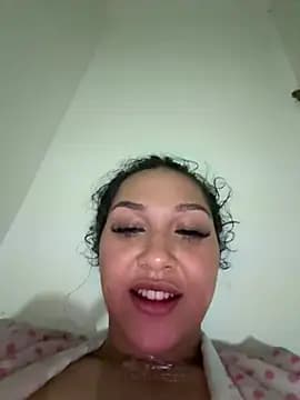 Lickplayofficial live cam