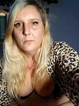 BecciDeluxe live cam