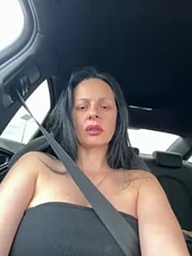 MiriamDelyn live cam