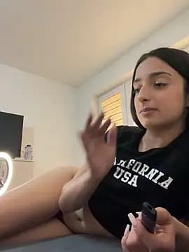 Biancabyaa live cam on Stripchat