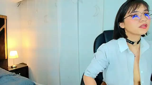 lina_bedoya_ live cam