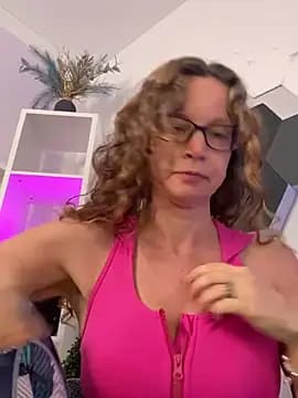 AnnikaRose live cam