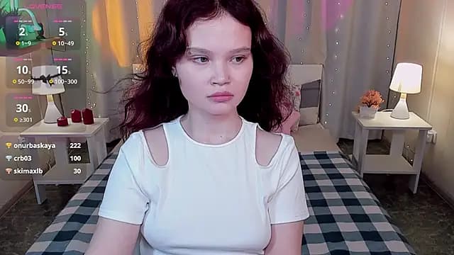 EmilyChaves live cam
