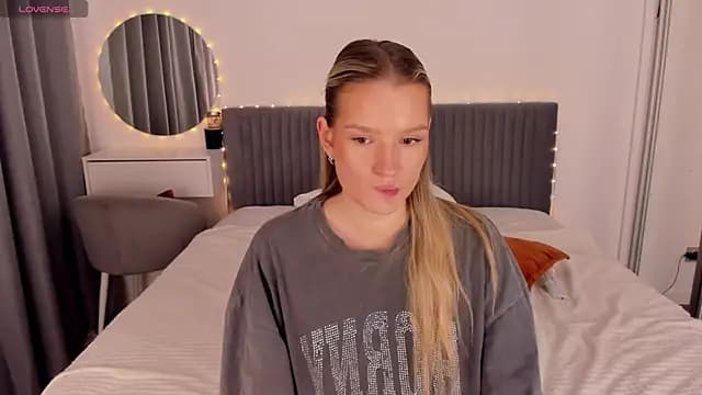 CassieRayss live cam