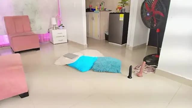 Peliroja_lustrum live cam