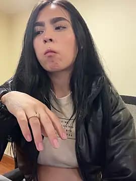 Sara_Fernandez_ live cam